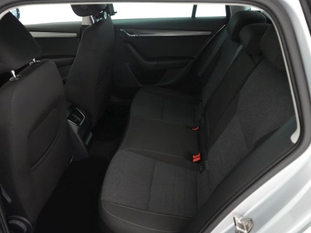 Octavia COMBI TSI SOLEIL+NAVI+RÜCKFAHRKAMERA+SIT