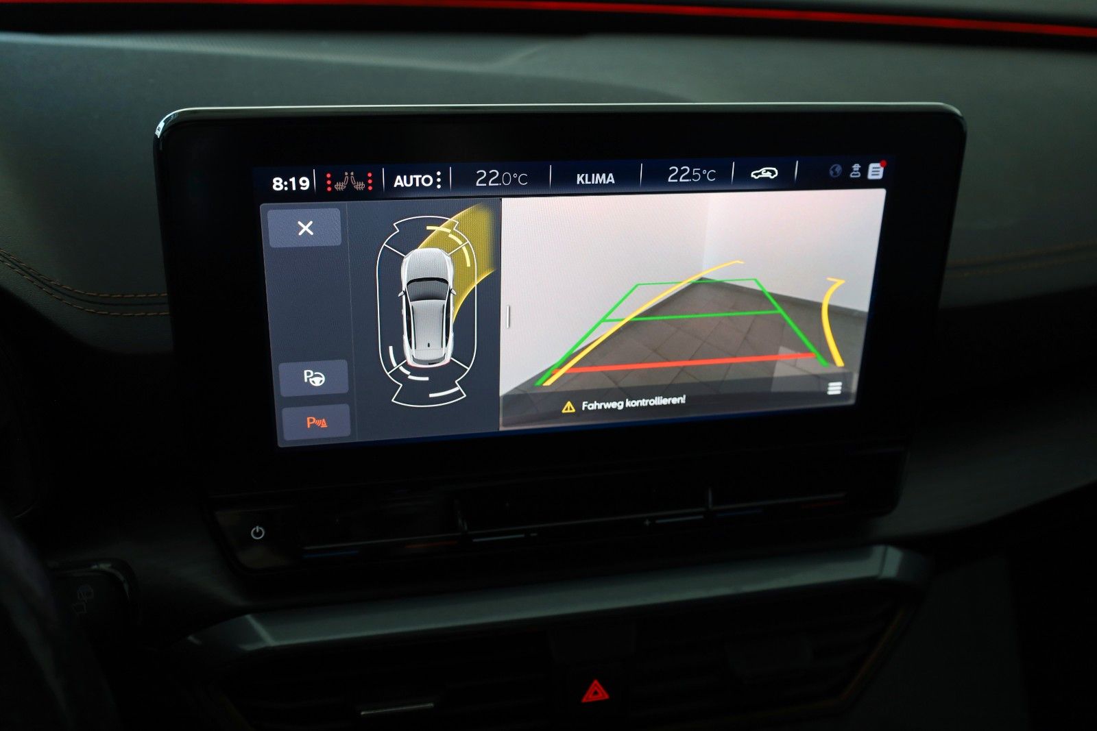 Fahrzeugabbildung CUPRA Formentor T.Leder,Navi,LED,Kamera,ACC,SH,PDC,+WR