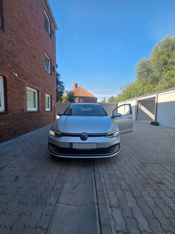 Image of Volkswagen Golf