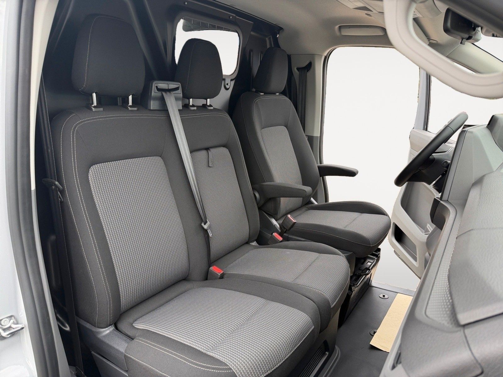 Volkswagen T7 Transporter - Bild 16