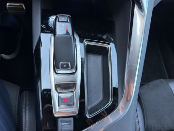 Peugeot 3008 GT-Line BHDi 180 °LED°Navi°Kamera°SHZ°