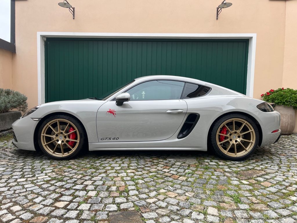 Image of Porsche Cayman