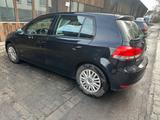 Volkswagen Golf 6 1.6i 102PS AHK, Alufelgen - Volkswagen Golf: 102 Ps