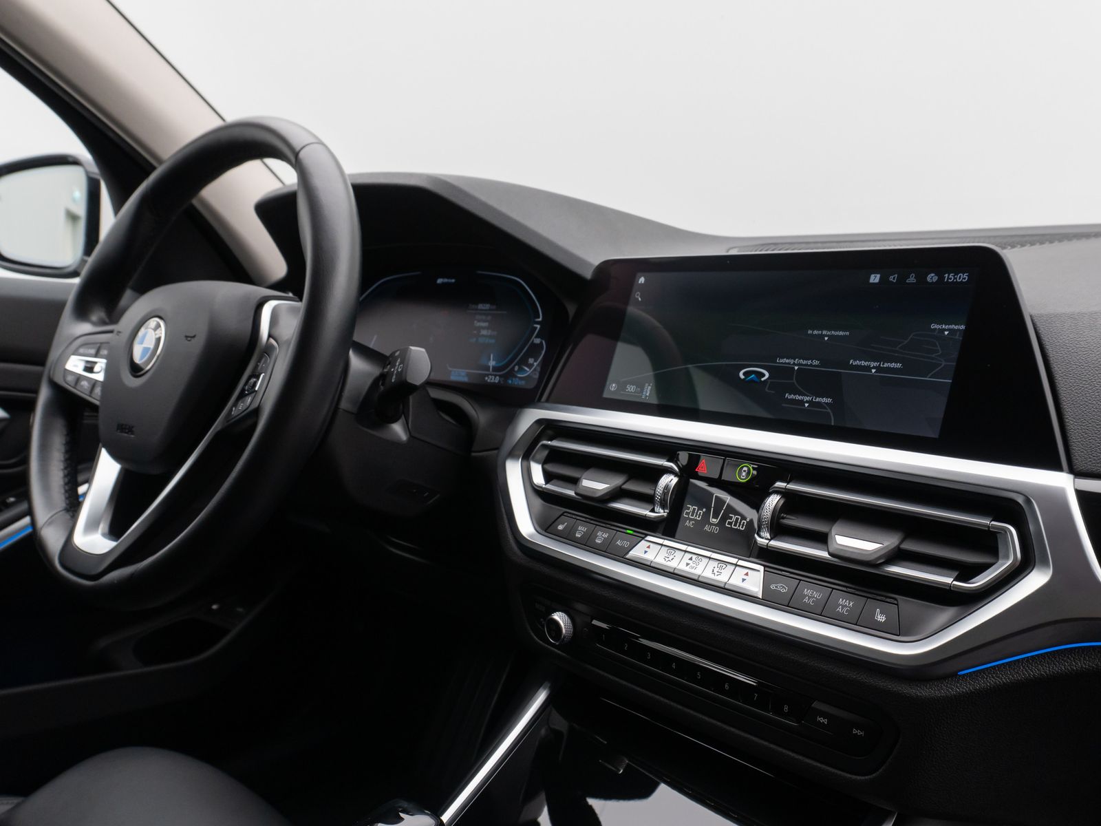 Fahrzeugabbildung BMW 330e xD Sport Line Kamera DAB Stop&Go Alarm LED
