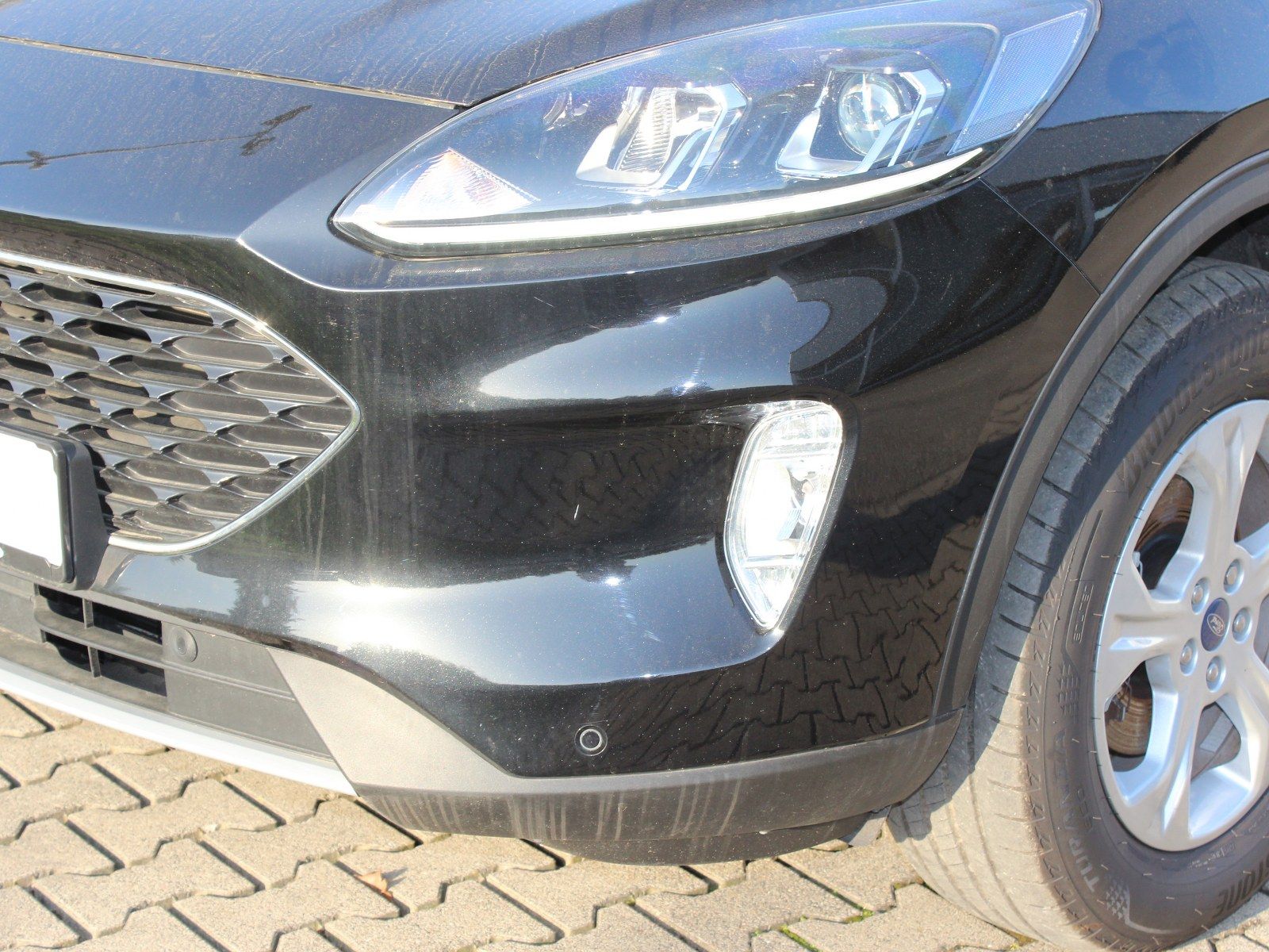 Fahrzeugabbildung Ford Kuga Plug-In Hybrid Cool & Connect 2,5 Duratec