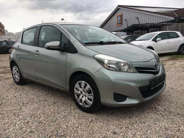 Toyota Yaris Life 1.33  KLIMA  NAVI CAMERA  EURO 5