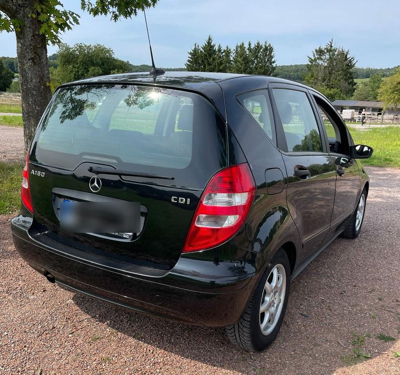 Mercedes-Benz A 180