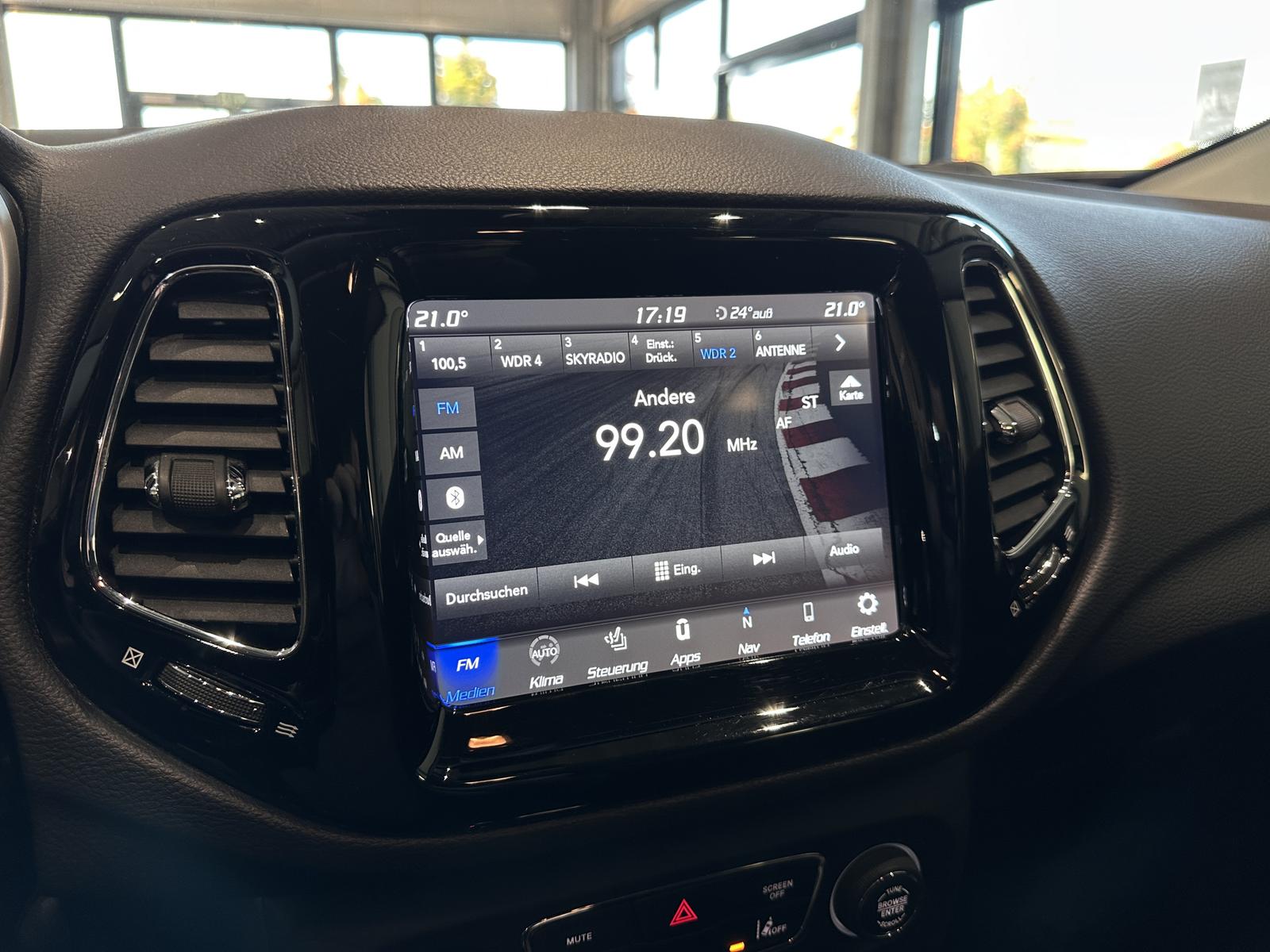 Jeep Compass Limited 4WD *AHK, NAVI, CARPLAY*