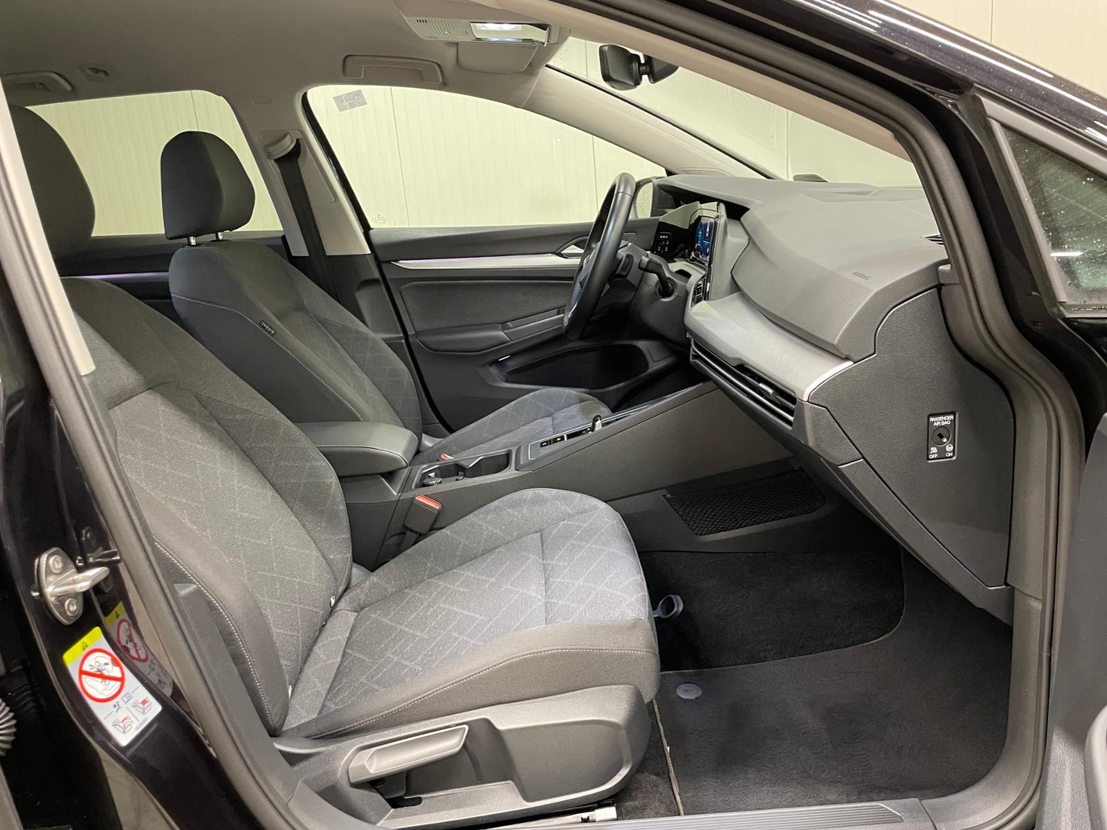 Volkswagen Golf VIII Variant Life 2.0 TDI DSG NAVI RFK LED, миниатюра 21