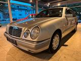 Mercedes-Benz E 250 Turbodiesel 119000 km TOP Sammlerzustand