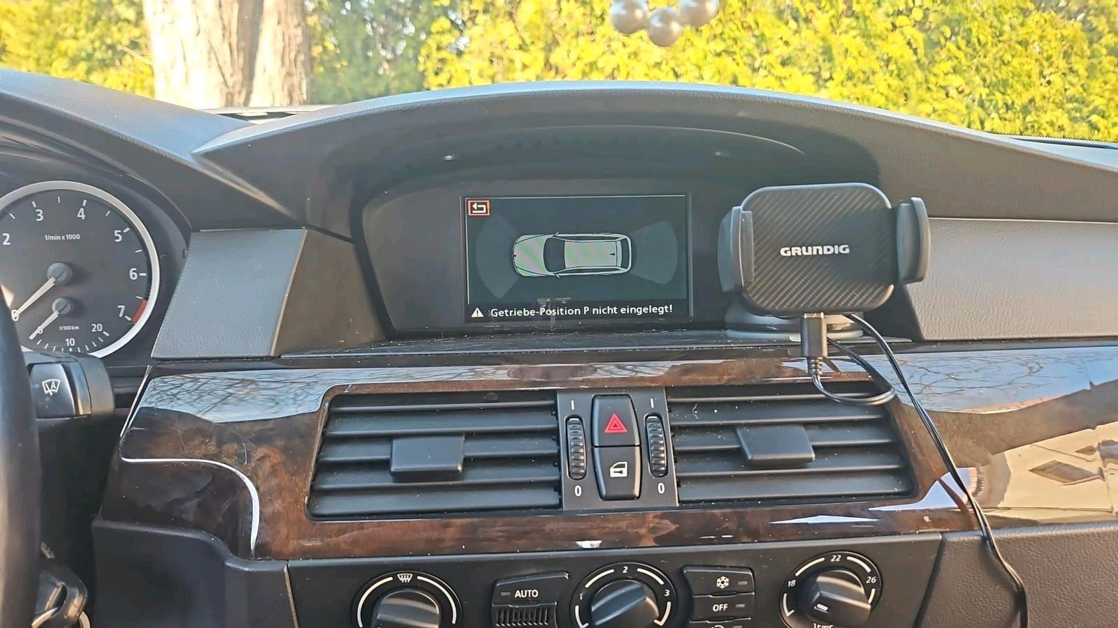 BMW 520 2004 — photo 8