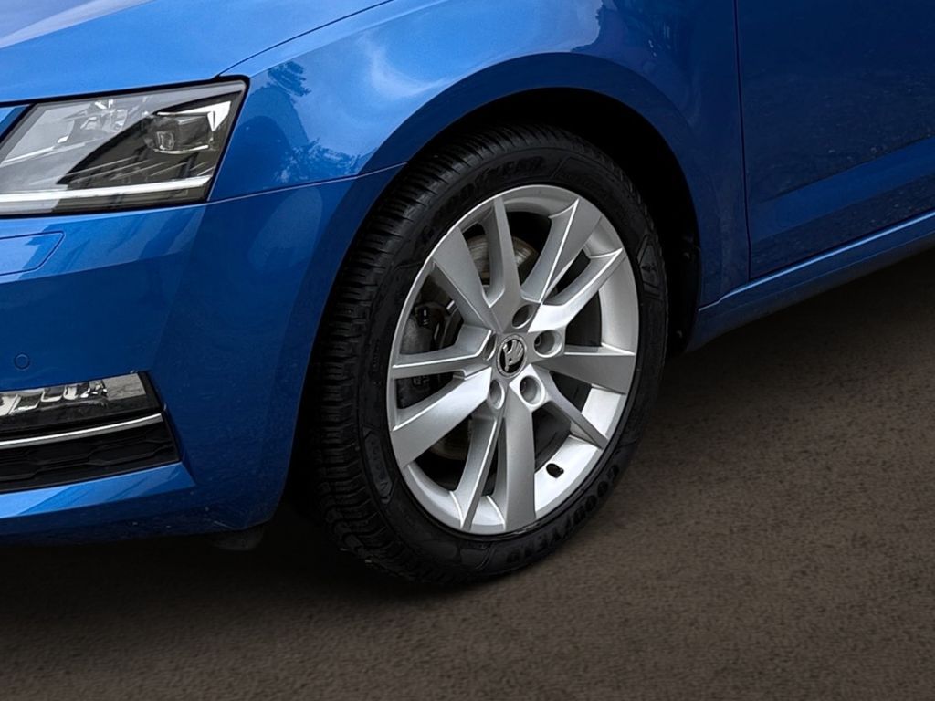Fahrzeugabbildung SKODA Octavia Combi 1.8 TSI DSG Style