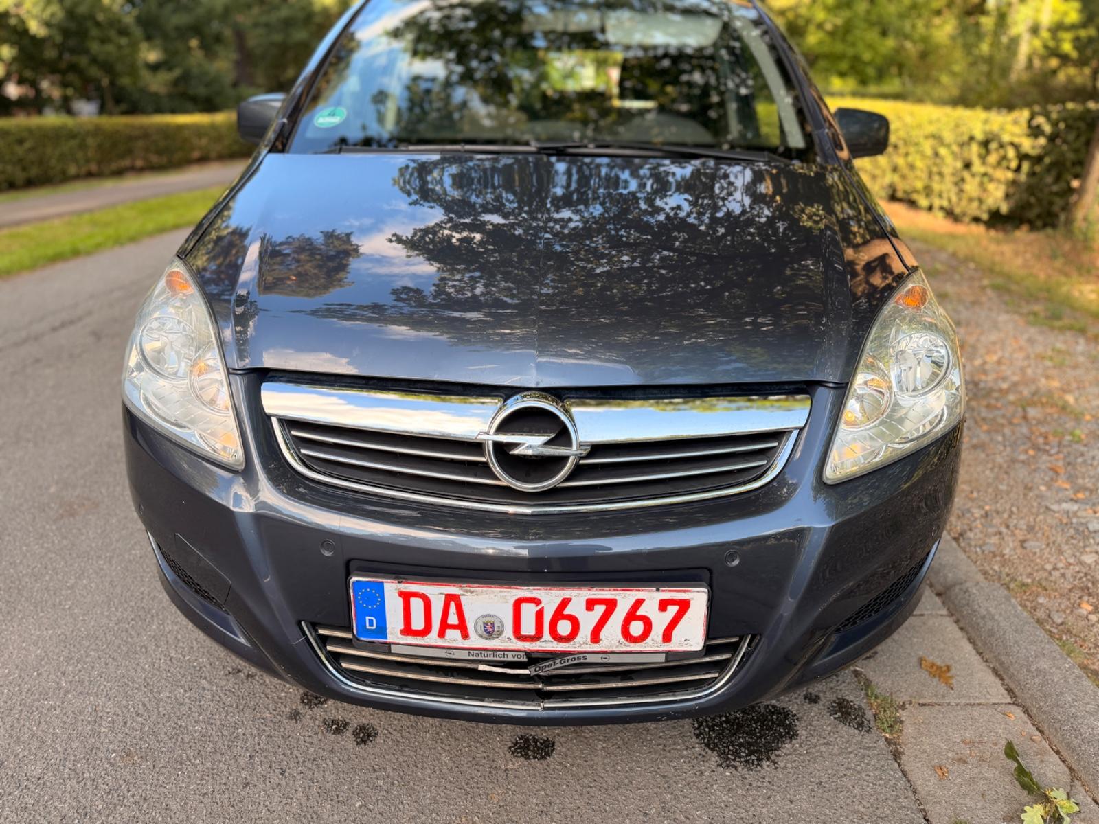 Opel Zafira B Edition,1.Hand, 7-Sitzer,AHK