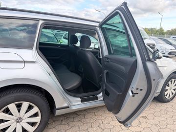 Volkswagen Passat Variant - 9