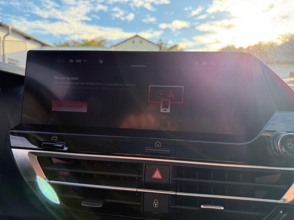 Fahrzeugabbildung Citroën C4 X Hybrid 136 ë-DSC6 MAX