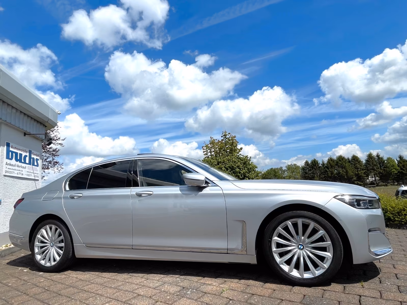 BMW 730d xDrive HUD Night Vision Massage TV StHzg