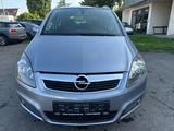 Opel Zafira B Sport Automatik - Opel Zafira aus 2007 mit Diesel-Antrieb