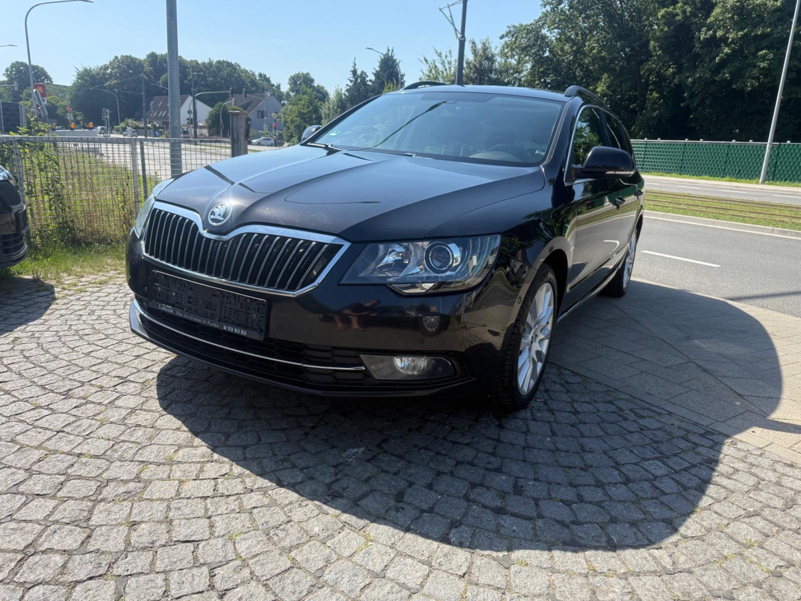 Skoda Superb Combi Exclusive