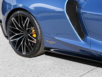 2026 Mclaren GTS — миниатюра 11