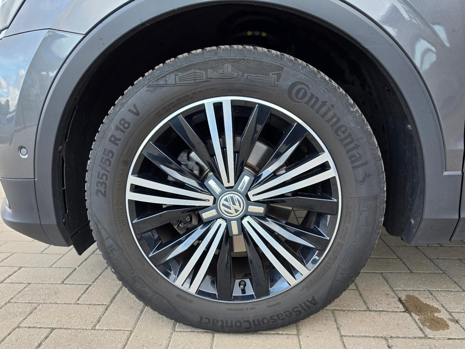 Volkswagen Tiguan Sound 1.4 TÜV Neu/Scheckh./1. Hand/AHK
