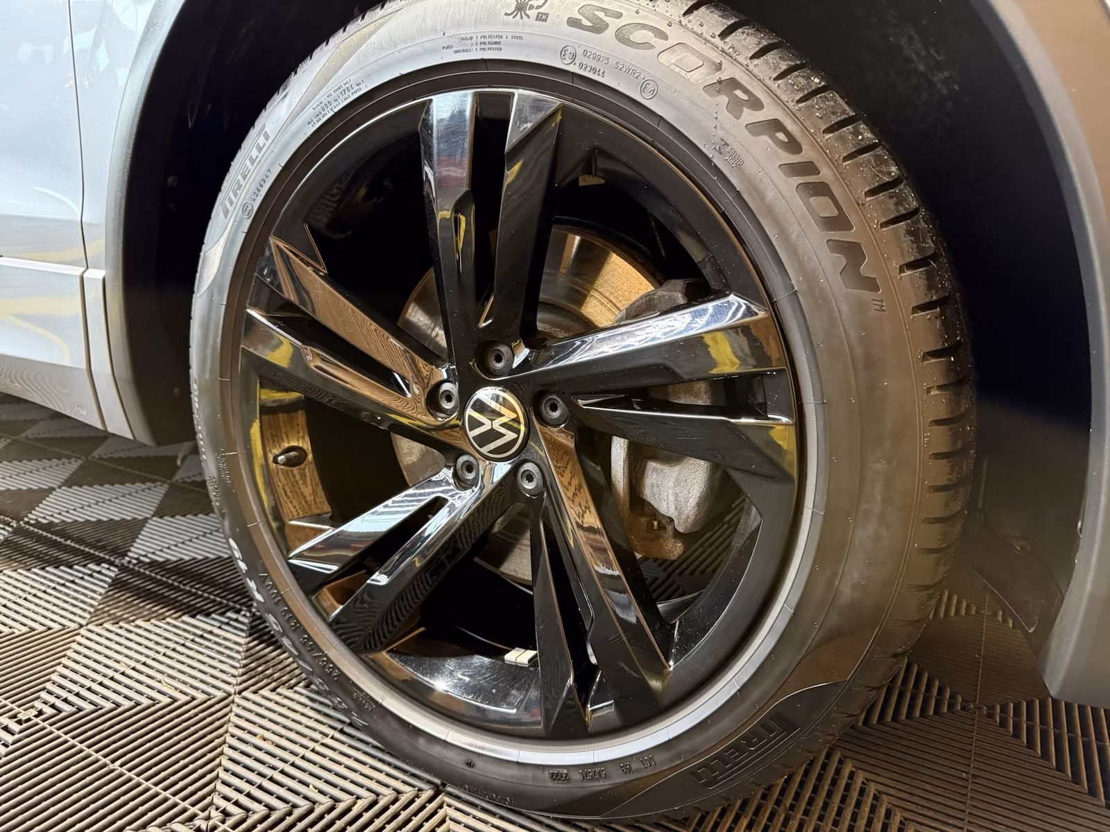 Volkswagen Tiguan Allspace 2,0 TSI R-Line Black 4M *Matrix*, миниатюра 14
