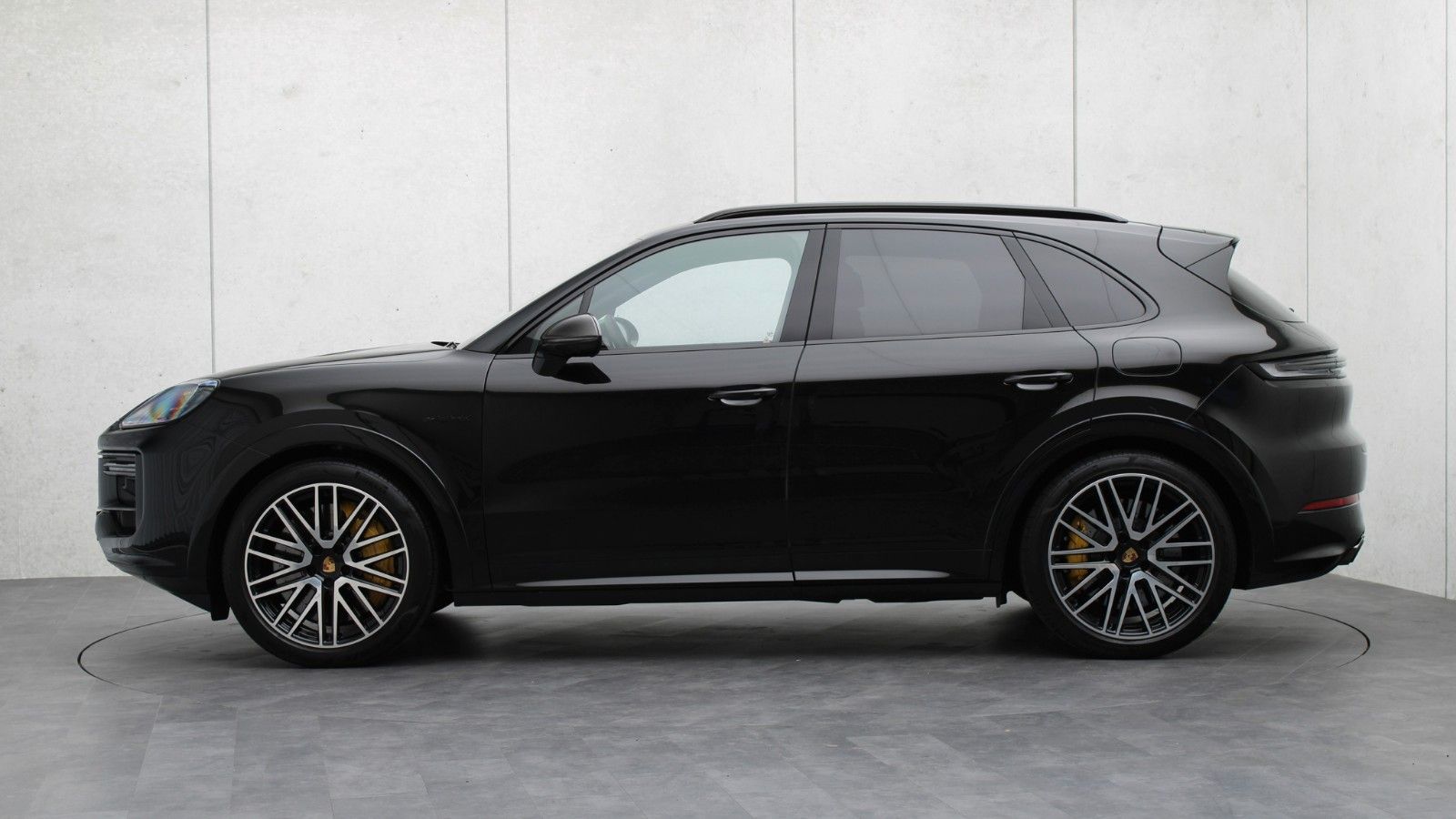 Porsche Cayenne Turbo E-Hybrid. PCCB, Burm. Sitzebe. HUD imagem 2
