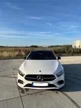 Mercedes-Benz A250e/Limosin/AMG Line+Styling Sondermodell/Pano - Mercedes-Benz A 250 in Hamburg