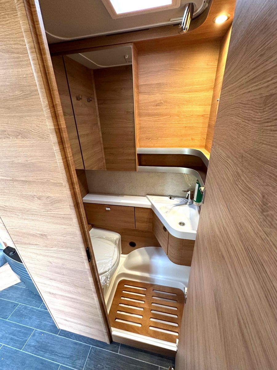 Fahrzeugabbildung Tabbert Da Vinci 460 E 2.3 Mover Sat TV