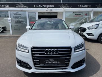 Audi A8 - 10