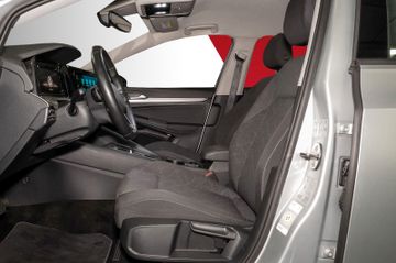 Volkswagen Golf - 8