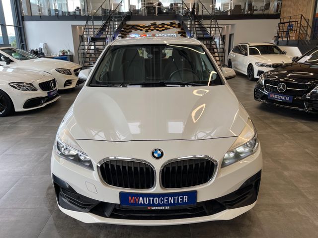 BMW 218d Active Tourer *NAVI*1.HAND*19%*PDC*SHZ*