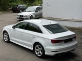 Audi A3 Limo S-Line LED Navi Sitzheizung Tempomat - Audi A3 mit Diesel-Antrieb: Weiß