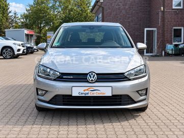 Volkswagen Golf - 2