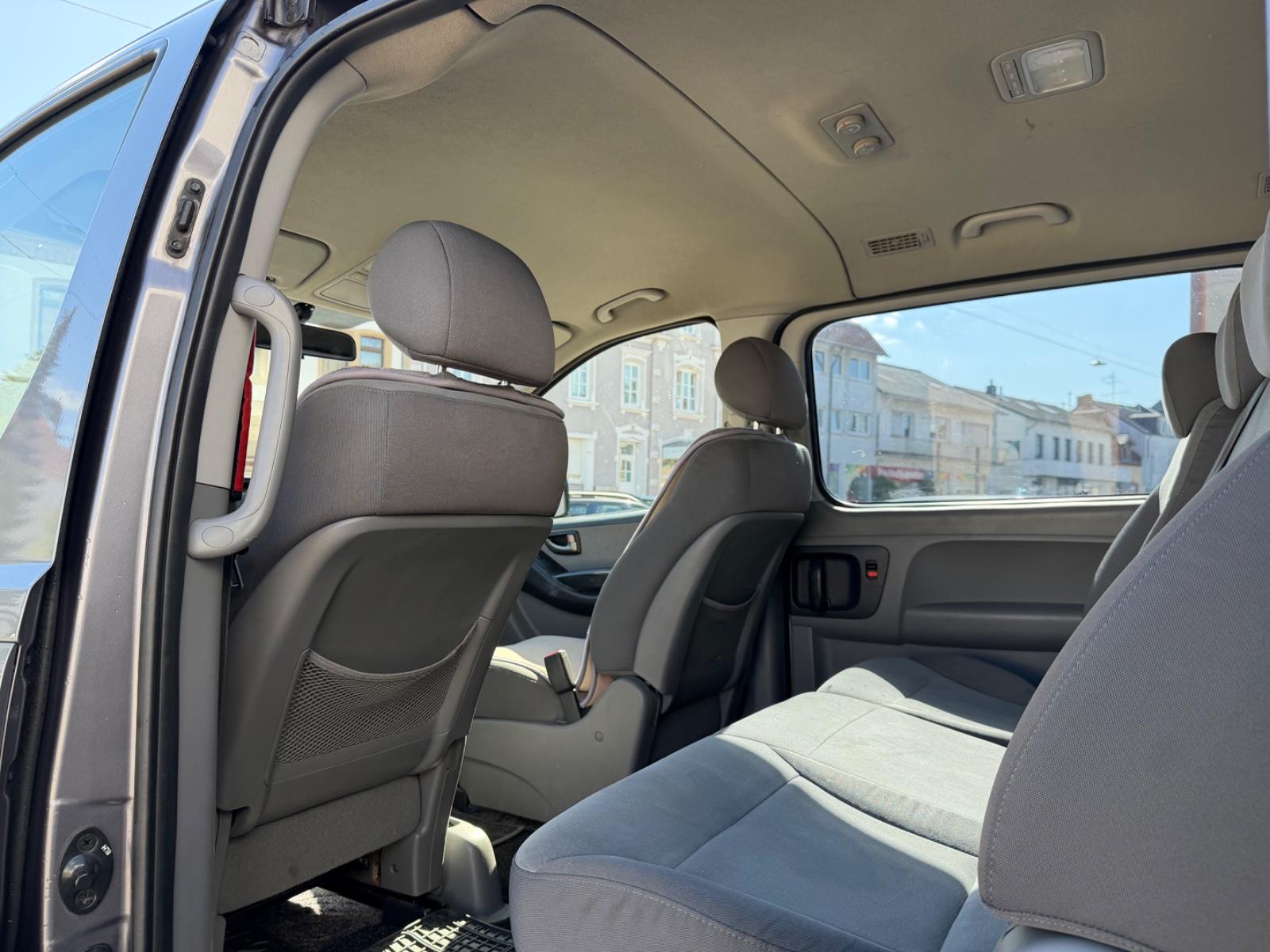 Hyundai H-1 Kasten 8 SITZER TUV 10/2026
