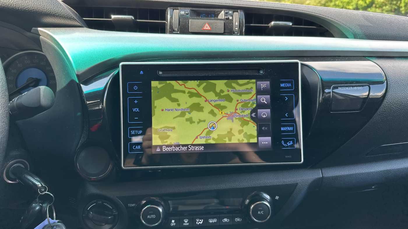Fahrzeugabbildung Toyota Hilux 4x4 Double Cab Autm. Comfort