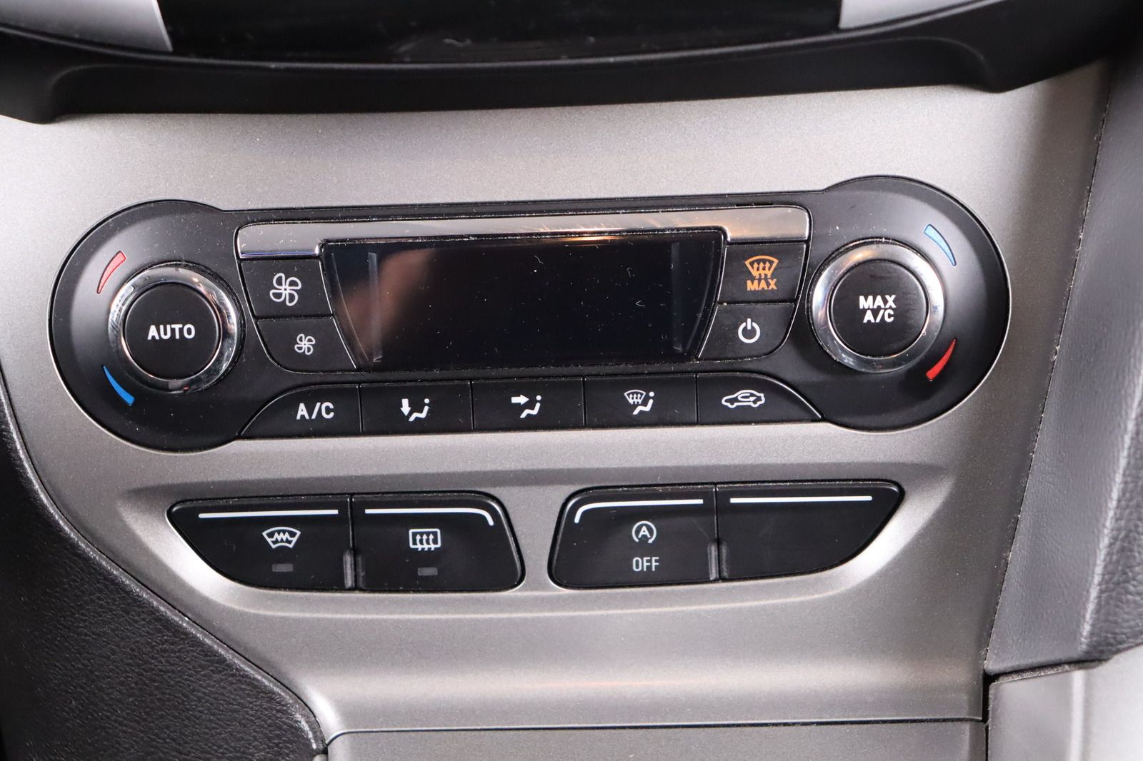 Fahrzeugabbildung Ford Focus 1.6 EcoBoost Turnier * 1. Hand * Anhängerk