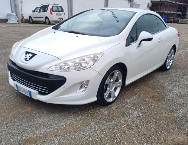 Peugeot 308 1.6 HDi 112CV CC Féline