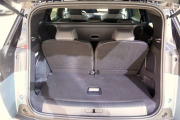 Peugeot 5008 - 8