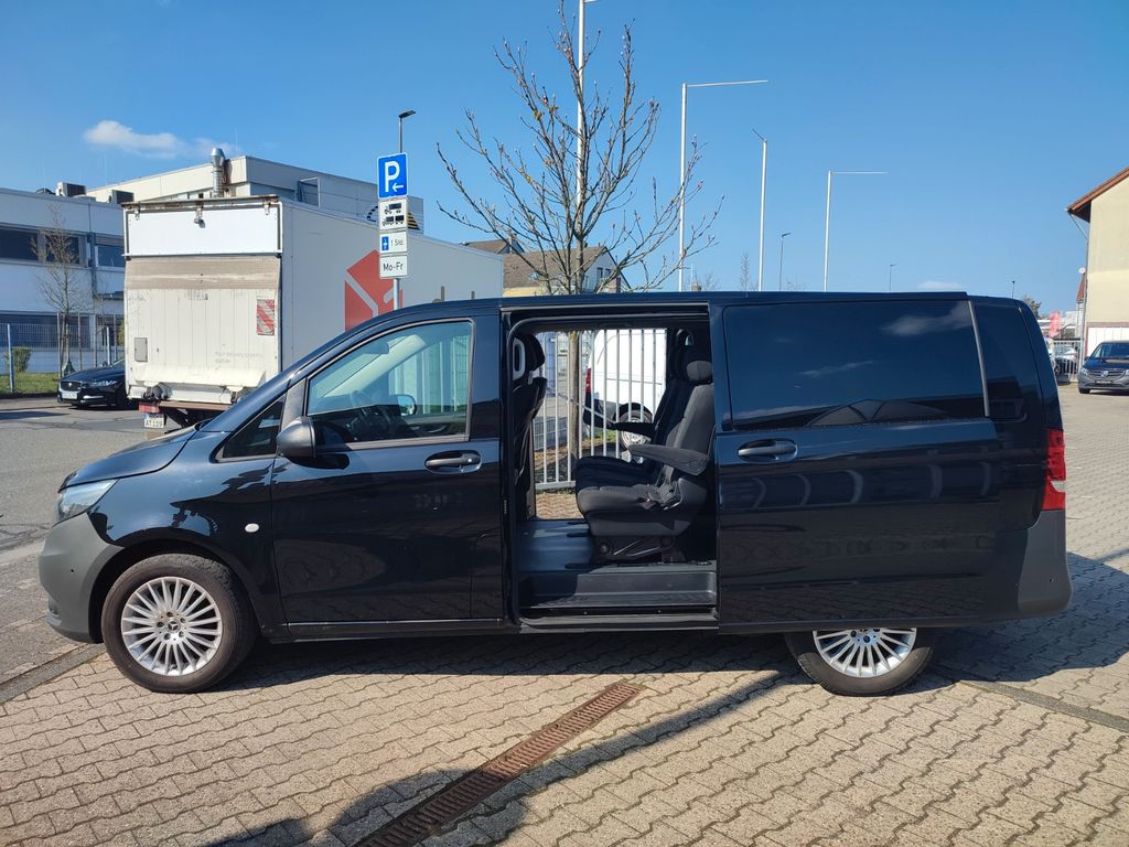 Image of Mercedes-Benz Vito