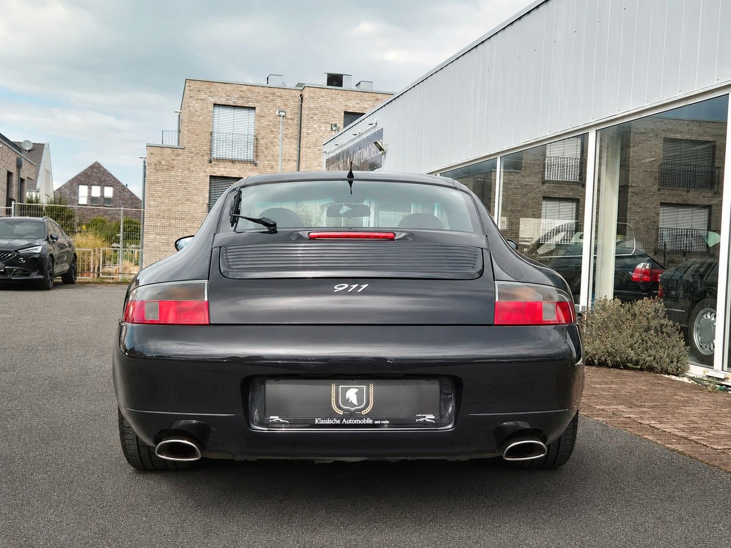 Fahrzeugabbildung Porsche 996 Carrera 4 /Nr. 358 von 911 Millennium/BRD/1A