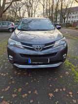 Toyota RAV 4 2,2-l-D-4D 4x4 Edition Automatik Edition - Toyota RAV 4 Gebrauchtwagen in Köln