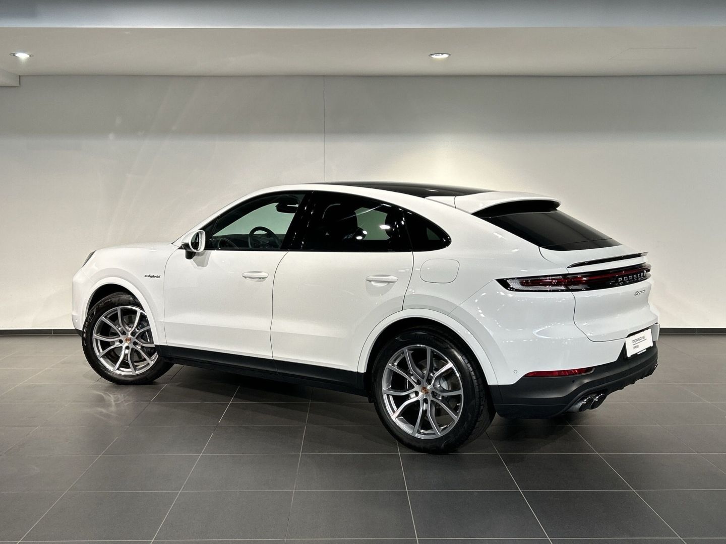 Porsche Cayenne E-Hybrid Coupe InnoDrive Head-Up BOSE imagem 3