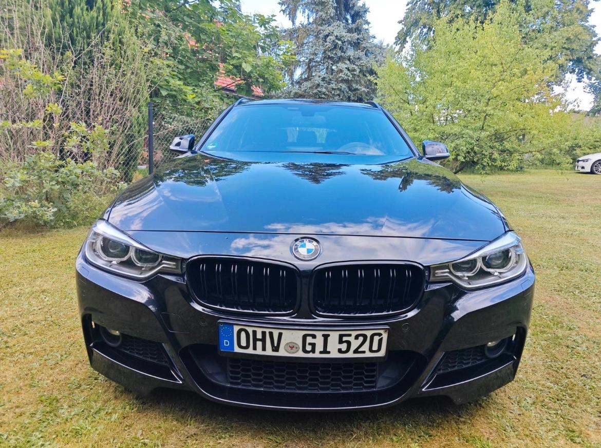 BMW 328i Touring -