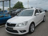Skoda Octavia Combi RS- NAVI-LEDER-AHK-PDC-SHZ-2.HAND - Skoda aus 2010: RS