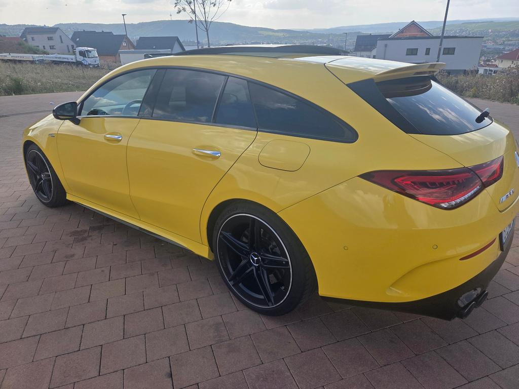 Mercedes-Benz CLA 45 AMG Shooting Brake