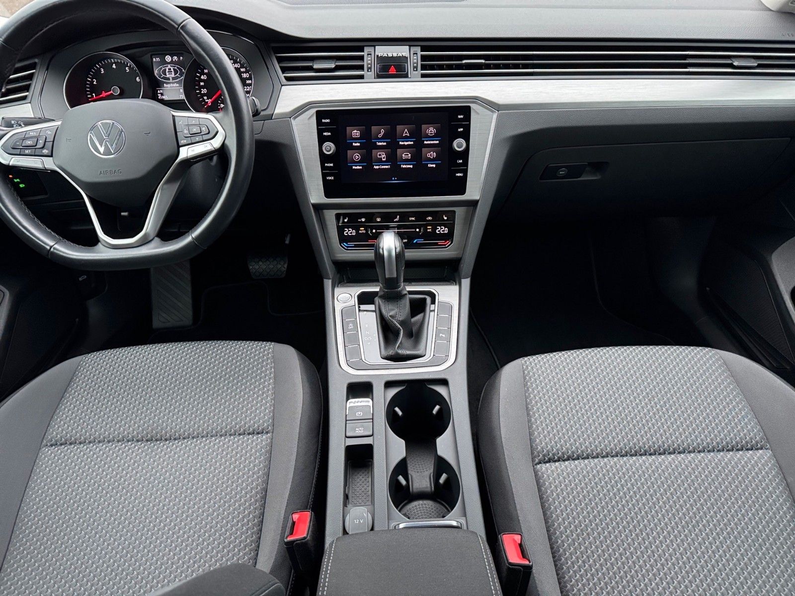 Fahrzeugabbildung Volkswagen Passat Variant Conceptline