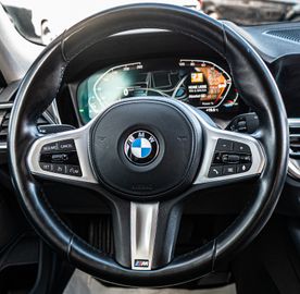 Fahrzeugabbildung BMW 320i Limo. Advantage VIRUTAL|LED|AMBIENTE|CAM