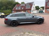 Skoda Superb 2.0 TSI DSG 4x4 L&K Combi L&K - Skoda Superb Gebrauchtwagen in Dortmund