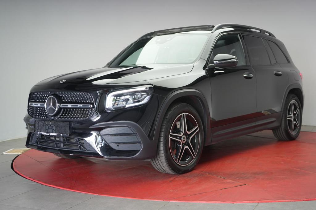 Mercedes-Benz GLB 220