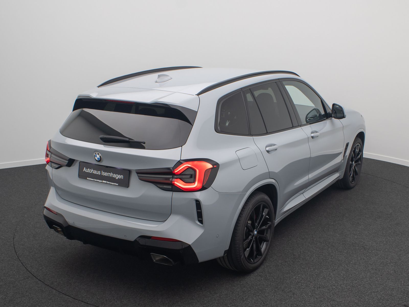 Fahrzeugabbildung BMW X3 xD20d M Sport DAB HiFi AHK Komfort 20Zoll